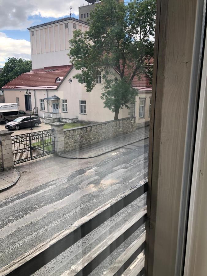 Kalevite Kodu 2-Toaline Apartment! Kuressaare Dış mekan fotoğraf